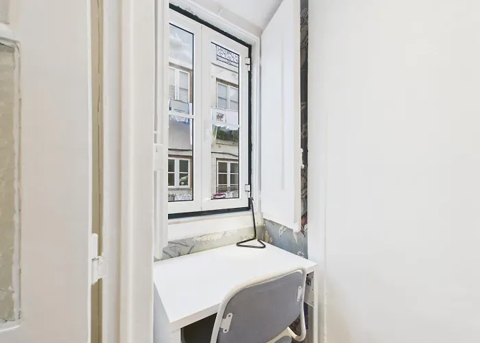 Appartamento Charming 1br In The Heart Of Bairro Alto | By Airnest *